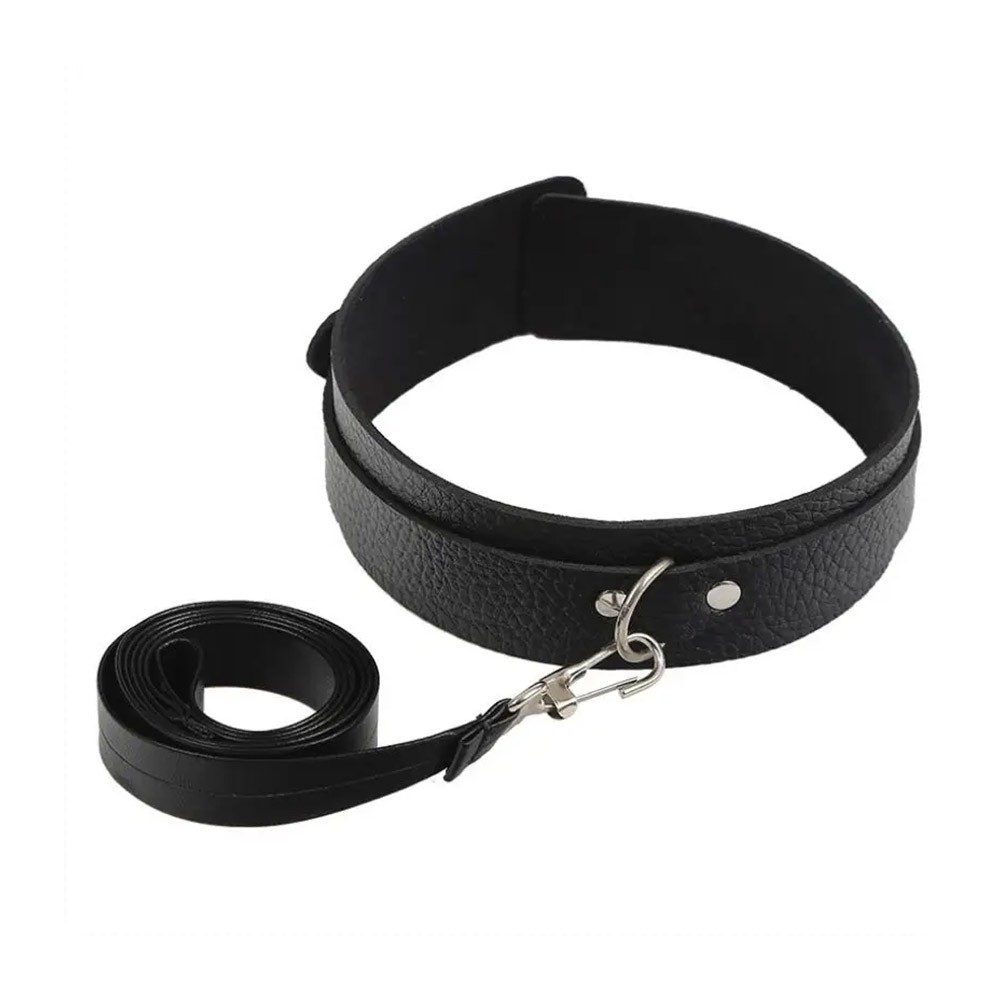 Kit Bondage 6 Pe�as Preto: Chicote de tiras e algemas em PU com correntes, elementos de fetiche