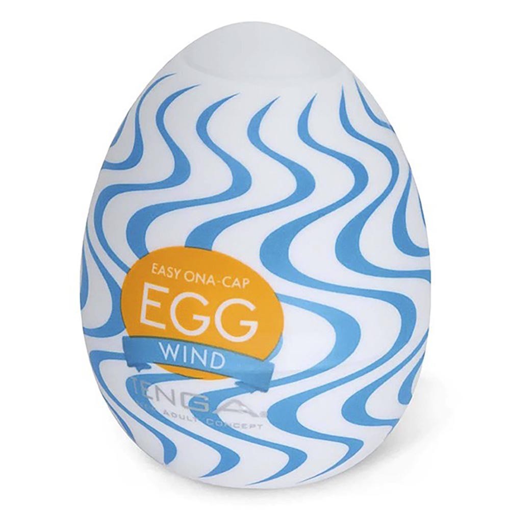 Masturbador Masculino Tenga EGG Wind fora da embalagem, mostrando seu formato el�ptico e a textura azul que representa o padr�o interno