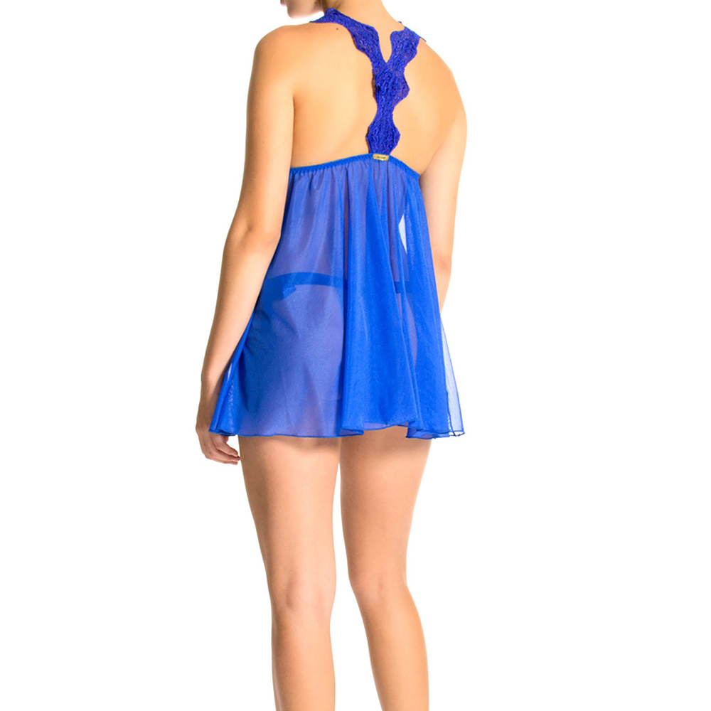 Vista traseira da camisola em tule azul, exibindo o caimento leve e a delicadeza da renda nas al�as