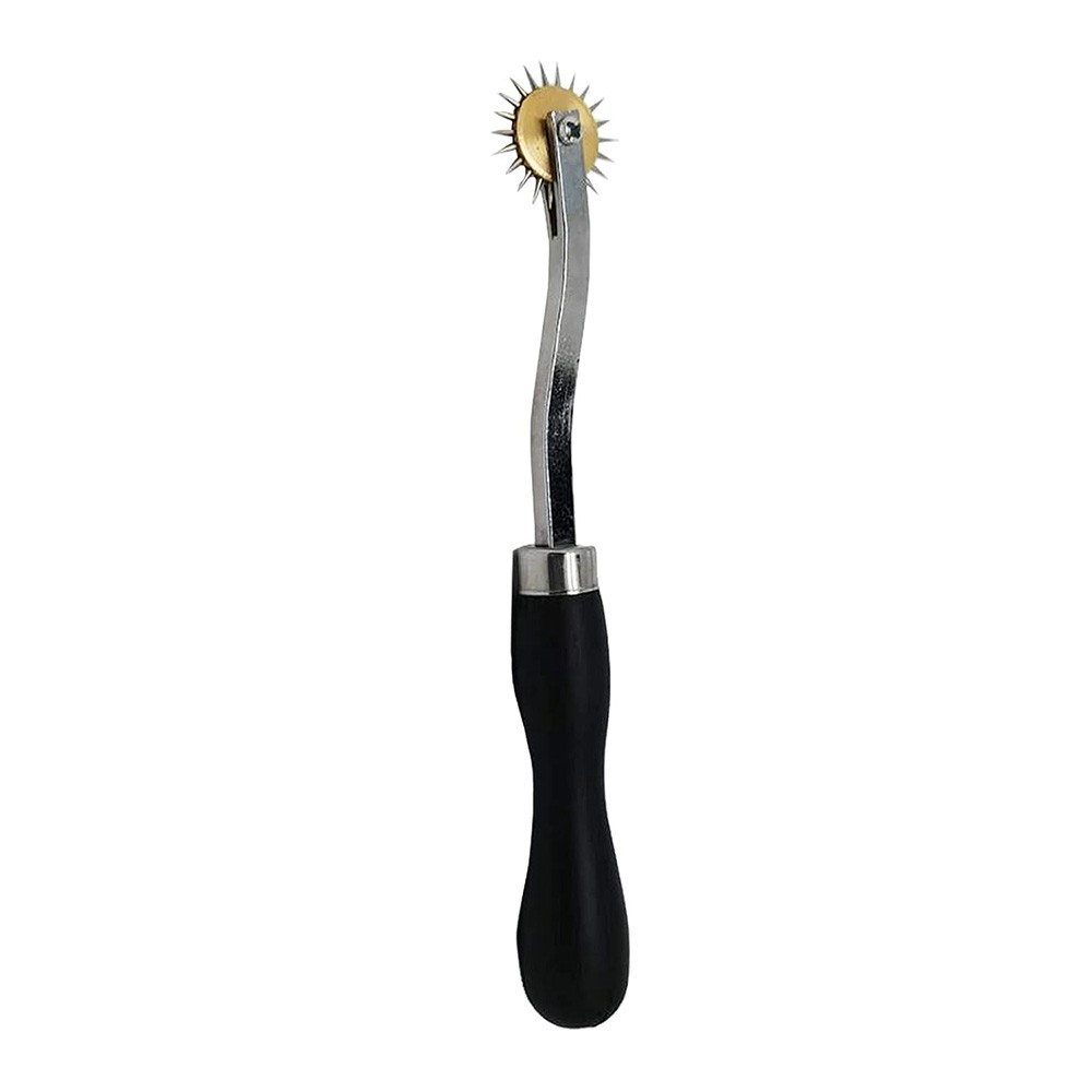 Roda de Wartenberg em A�o Inoxid�vel com Cabo em ABS Prata em vista frontal, mostrando a haste em arco e o cabo preto