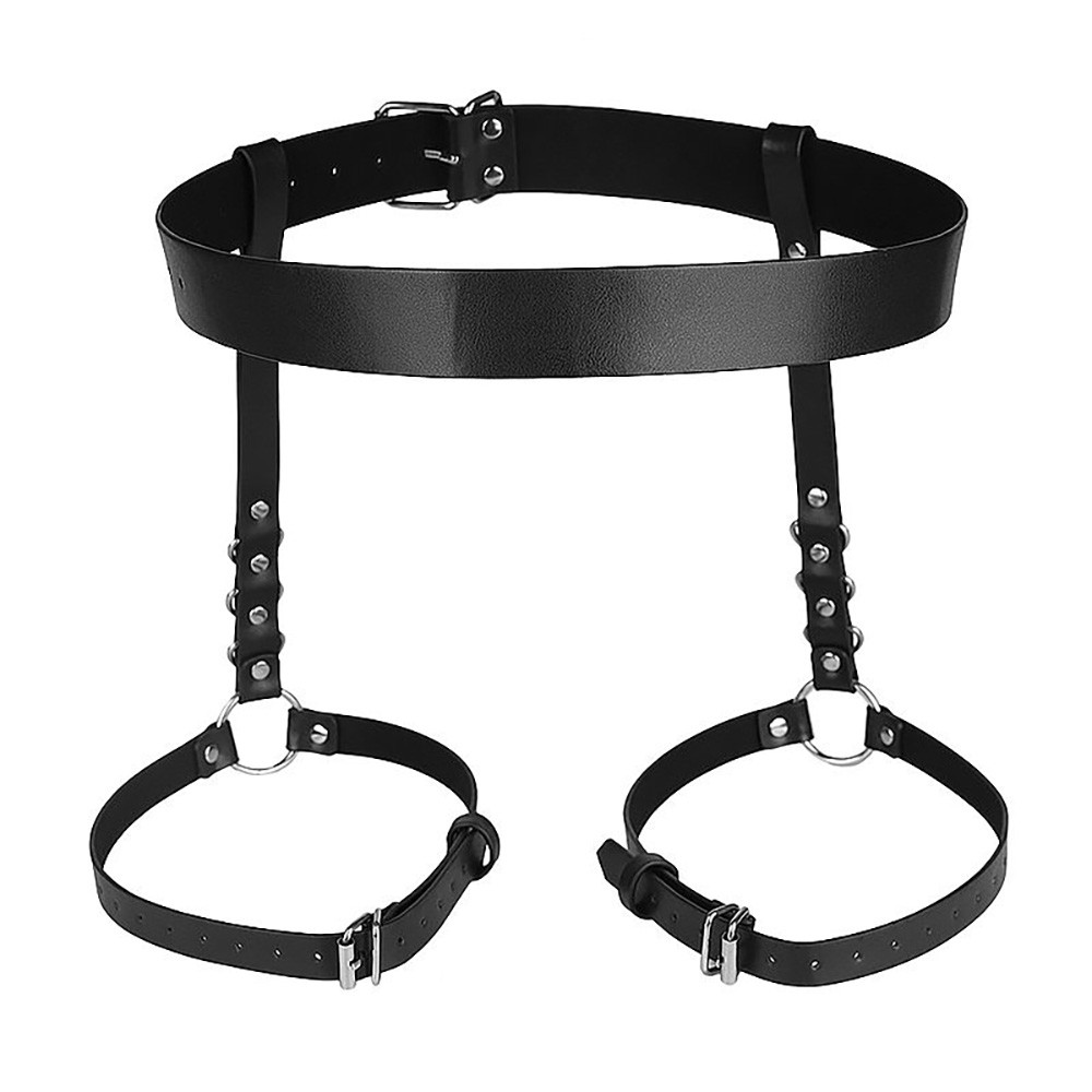 Arreio em PU Sado Harness Preto, vista traseira do acess�rio com detalhes das al�as e argolas