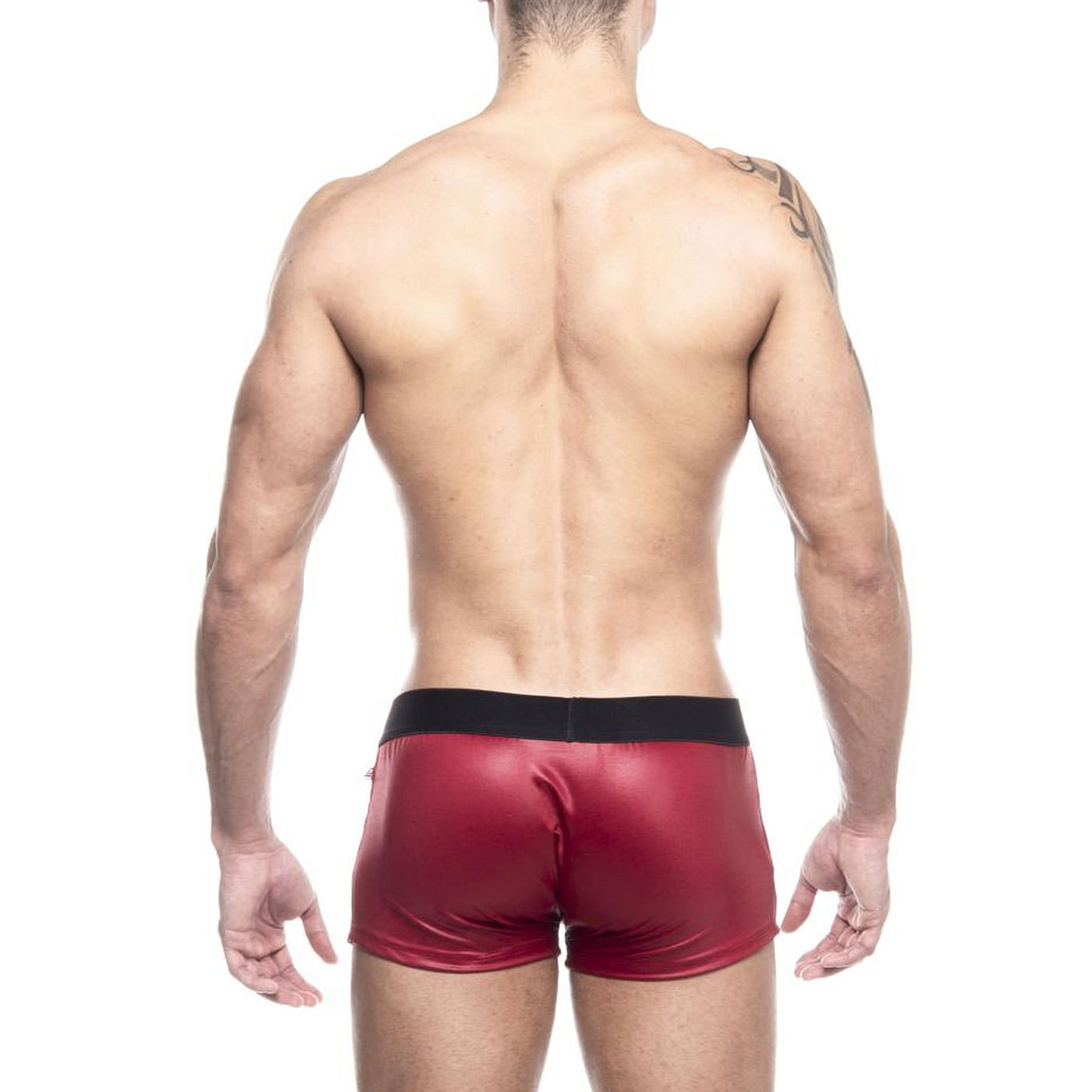 Vista traseira da Cueca Sensual Boxer com Abertura na Coxa Vermelha, destacando o design ajustado e a cor vibrante