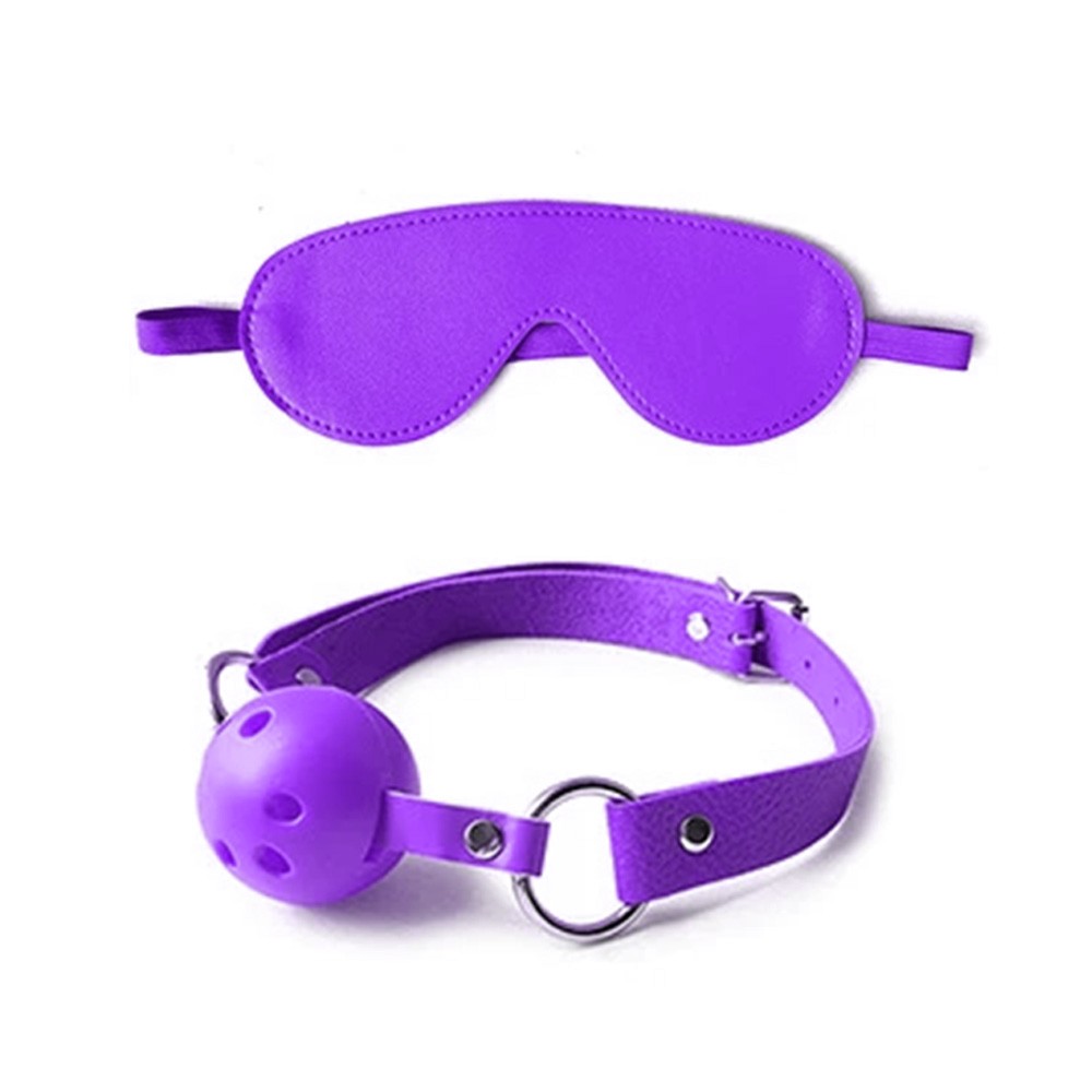 Detalhe da venda para os olhos roxa em PU do kit bondage