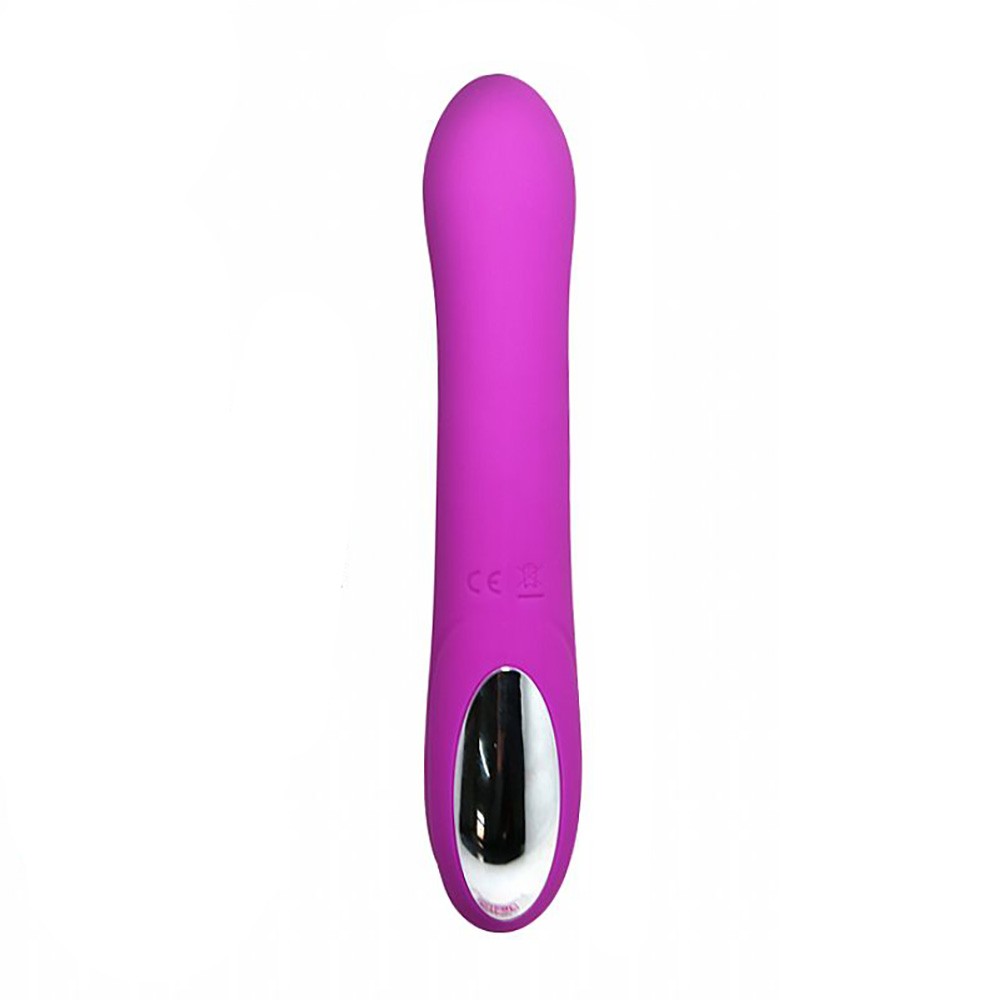 Parte traseira do Vibrador Buck Pink, mostrando a base em silicone suave e a conex�o USB para recarga