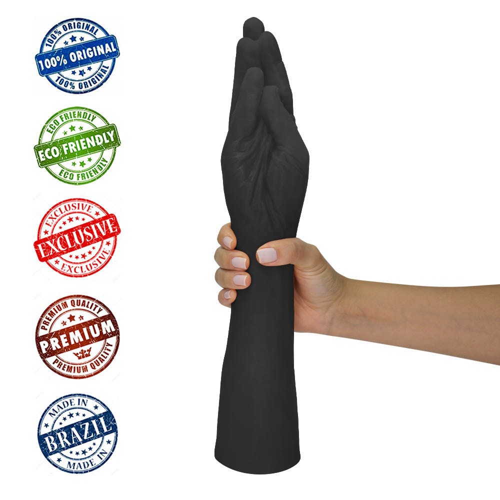 Vista lateral da m�o er�tica Hand Finger preta em PVC Toque Macio, demonstrando sua flexibilidade e acabamento realista