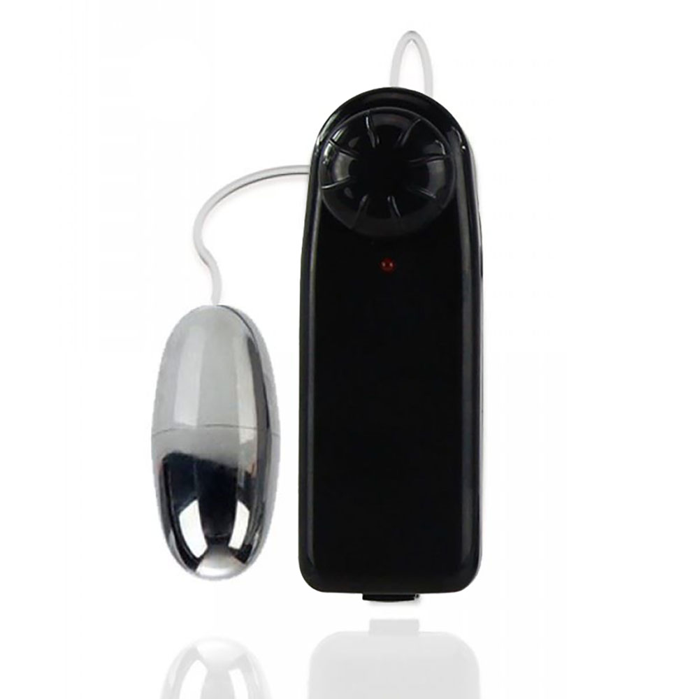 Controle preto com vibrador bullet cromado, detalhe do seletor de velocidade