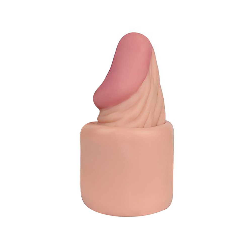 Capa Peniana sem Vibrador em Cyberskin 19 x 3,8 Pleasure X-Tender Series Bege | close na textura do silicone da capa peniana com foco na maciez do material e acabamento preciso