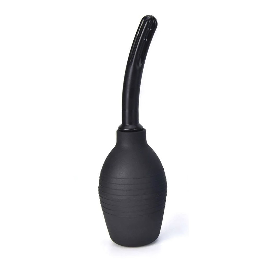 Ducha Higi�nica �ntima 310ml Tubo Curvado Preta em vista frontal levemente angulada, mostrando a pera texturizada