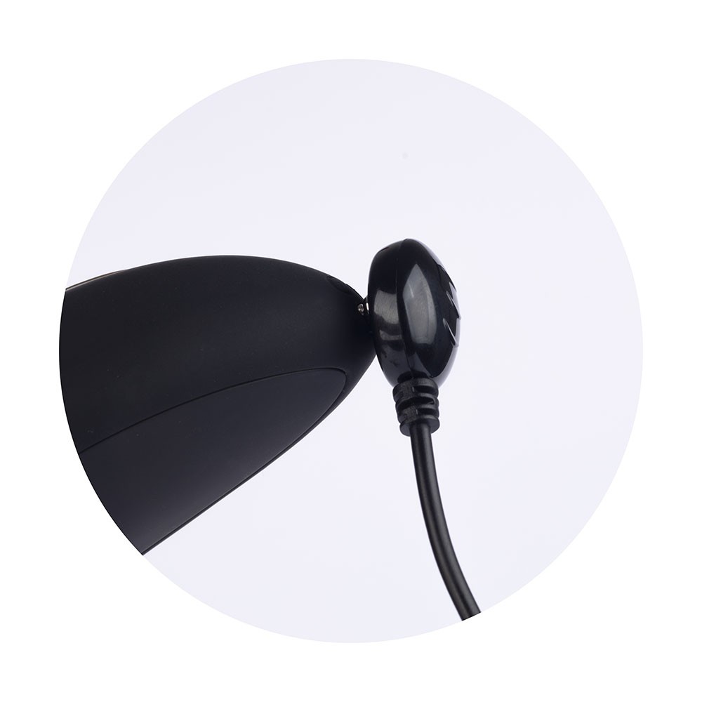 Detalhe da base do Estimulador de Clit�ris Dona Suck Preto, onde se encontra o ponto de recarga USB.