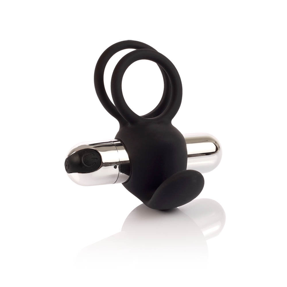 Anel Peniano em Silicone Recarreg�vel com 10 Vibra��es Dom Preto em vista frontal sobre fundo branco