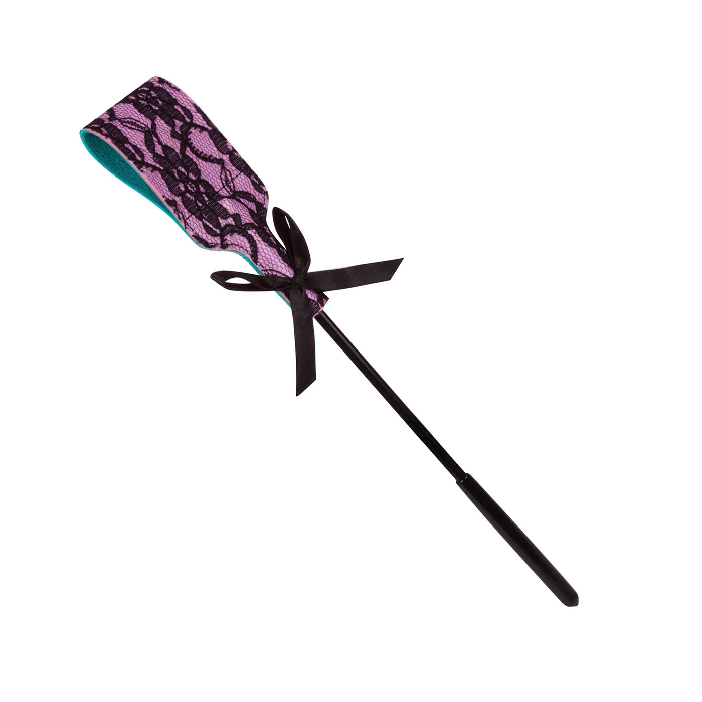 Chibata com Renda Lil�s 31,5cm em uma vista angular, destacando o cabo e a ponta com renda sobre fundo branco