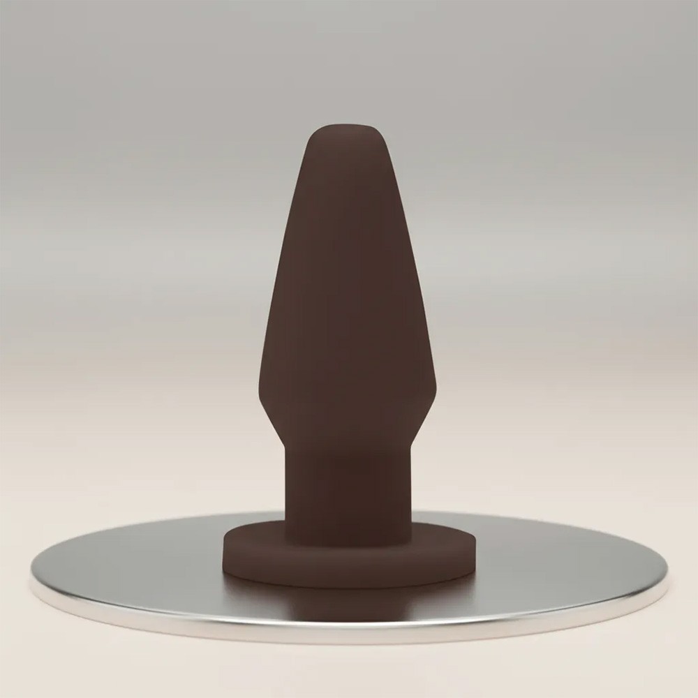 Plug Anal Easy 9 x 3,8cm Marrom em ambiente neutro, real�ando sua cor e forma c�nica