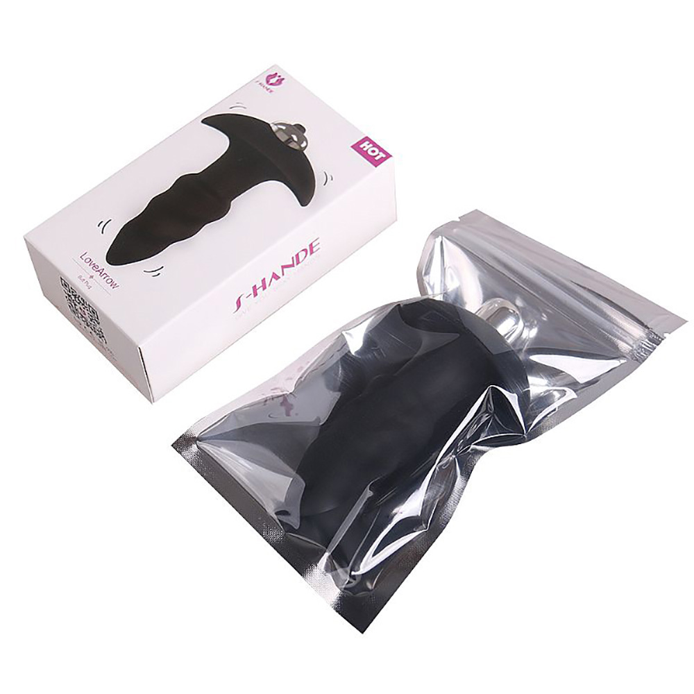 Vista do plug anal LoveArrow em silicone, focado na ponta afunilada para inser��o suave e confort�vel