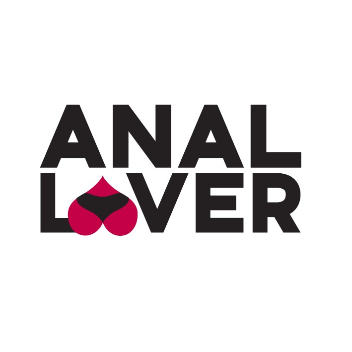 Tatuagem tempor�ria Anal Lover em destaque, mostrando o design n�tido em preto com detalhe em lingerie vermelha no fundo branco.
