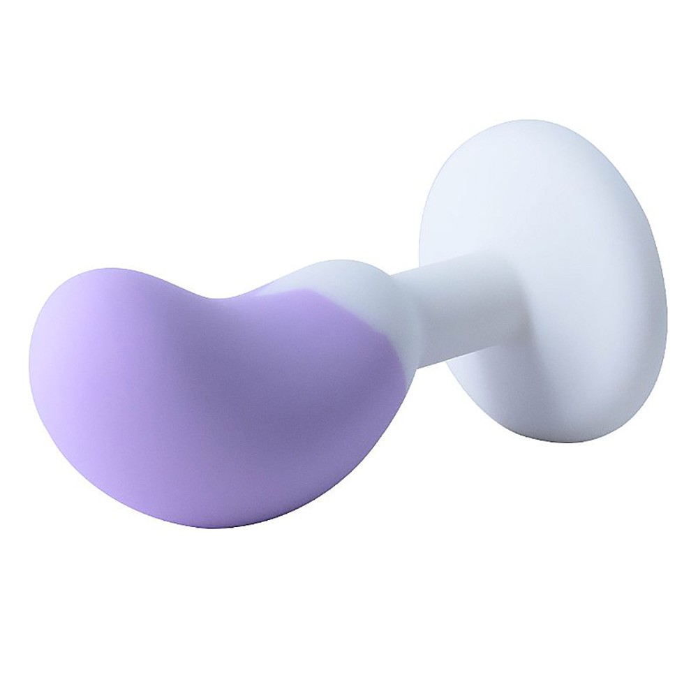 imagem ambientada do plug anal joia em silicone lil�s destacando eleg�ncia divertida e impacto visual