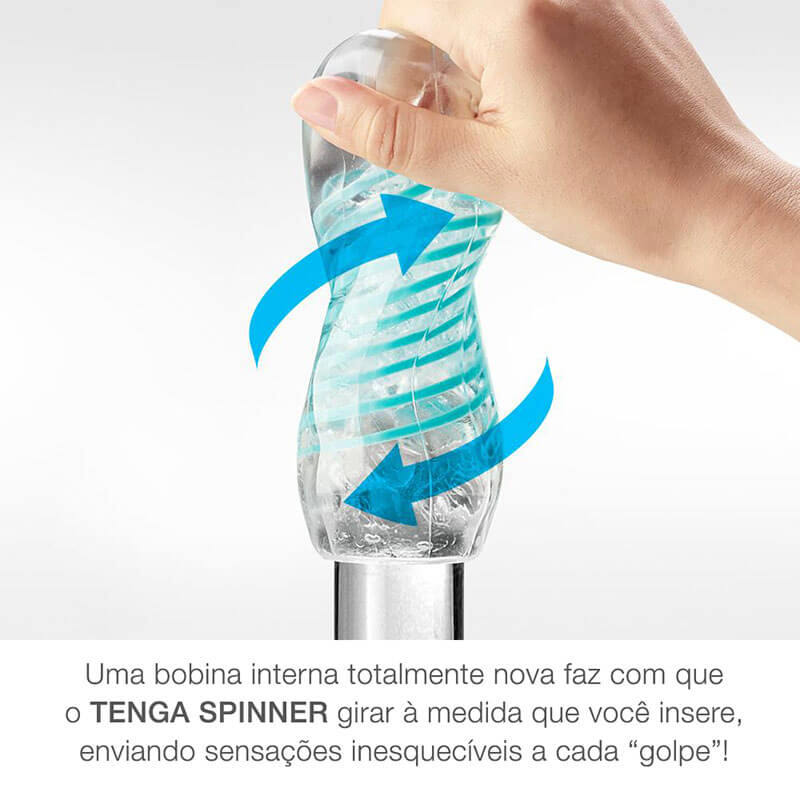 M�o segurando Tenga Spinner Texturizado 03 Shell, com setas indicando o movimento de tor��o interna