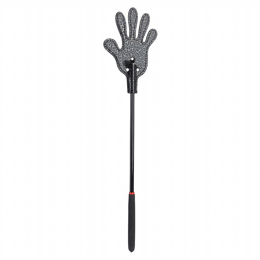 Chibata em PU Formato de M�o 47cm Preta em vista frontal, exibindo o detalhe da textura gravada