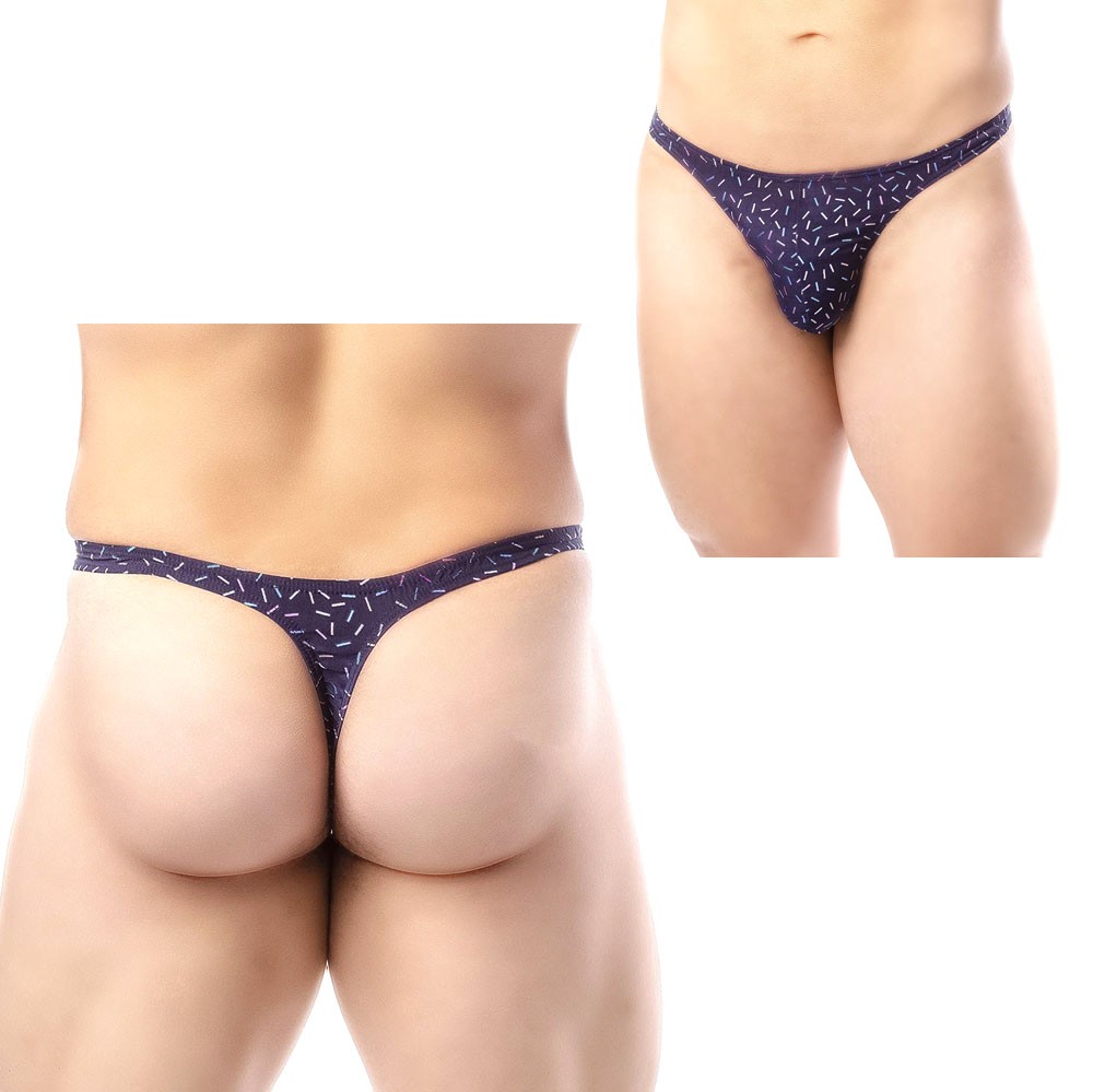 Cueca Sensual Fio Dental em Suplex Azul - Vista frontal e traseira da cueca em corpo masculino, mostrando o ajuste e o design fio dental