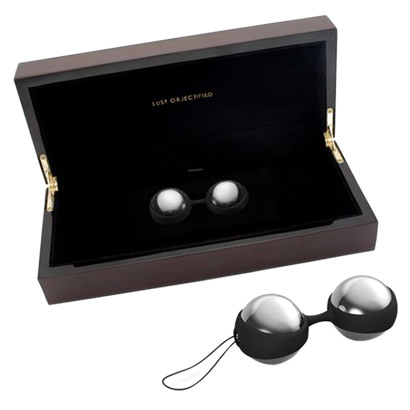 Detalhe do a�o inoxid�vel polido das Luna Beads Silver, exibindo a qualidade do material e o brilho met�lico
