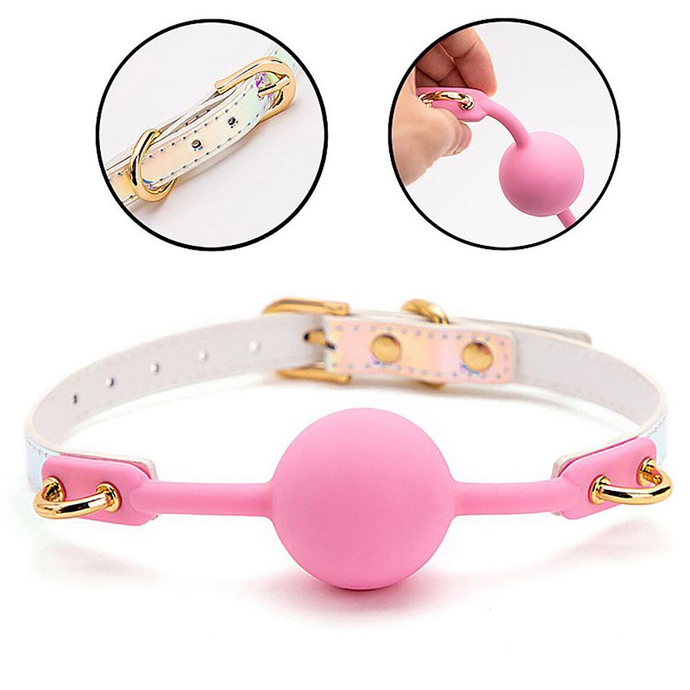 Morda�a BDSM rosa e branca com bola de silicone, exibindo detalhes da fivela e do material PU