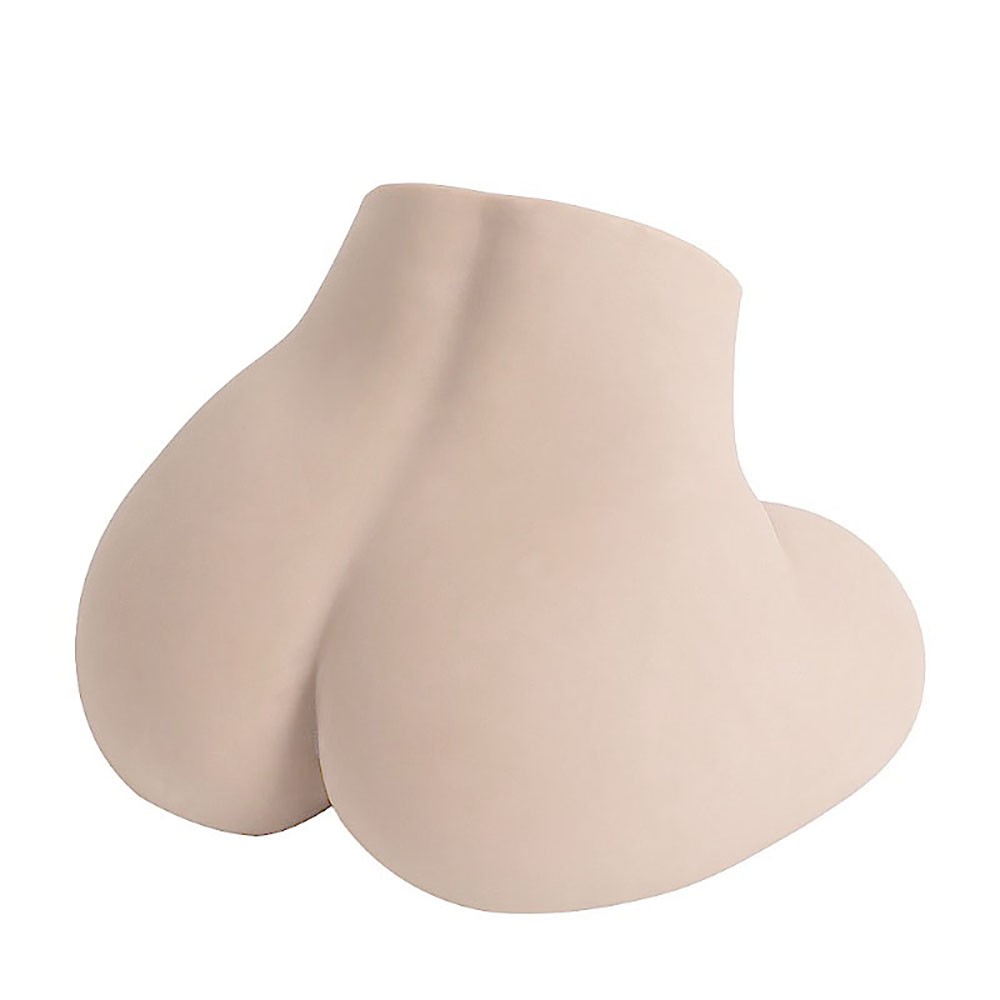 Masturbador masculino formato de bunda Cyberskin bege em close na entrada anal, destacando a textura interna