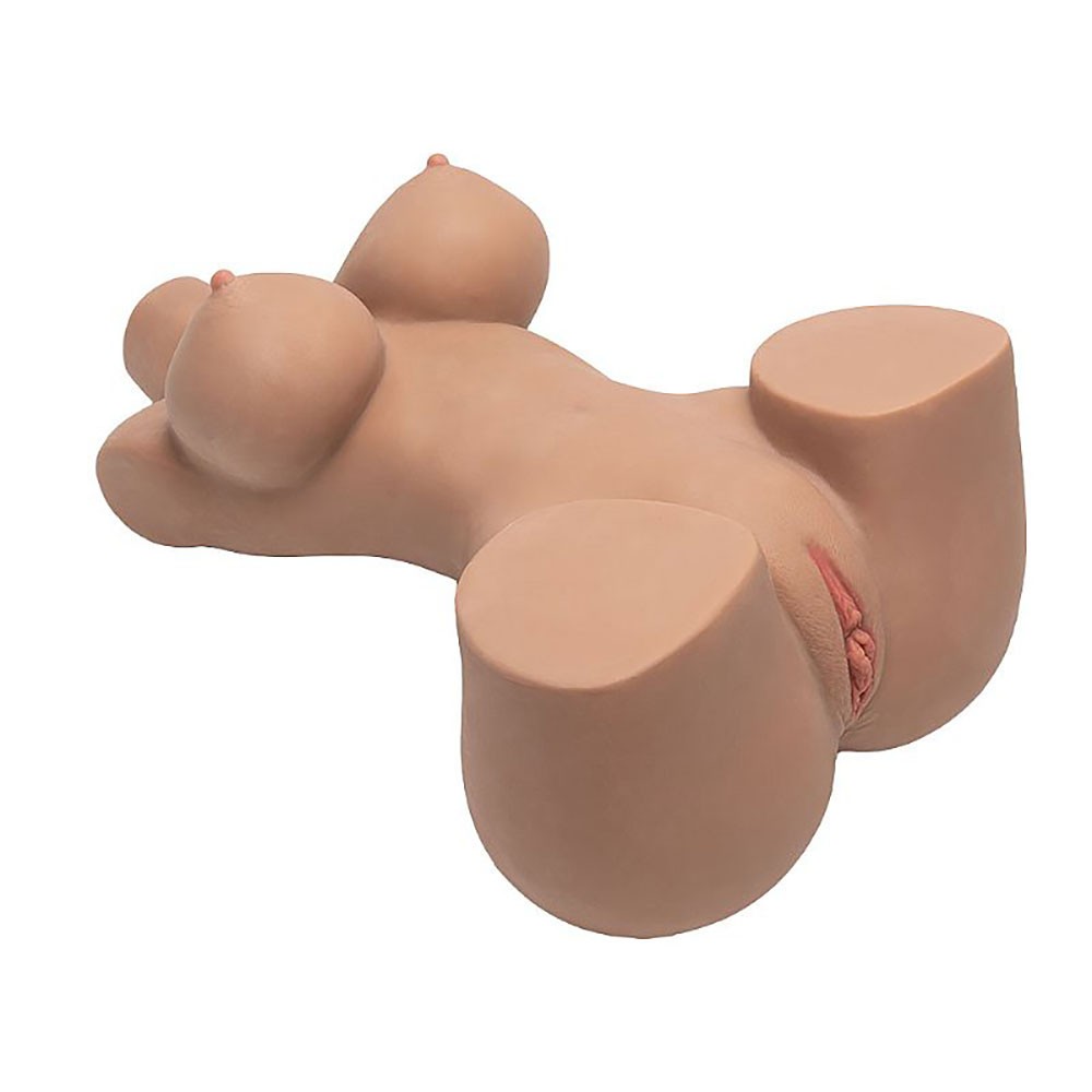 Masturbador Masculino Meio Corpo em Cyberskin Bege, vista lateral com foco na forma do seio e textura da pele