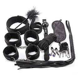 Foto do Produto Kit Bondage 10: Venda, Mordaça, Corda e Mais 7 Itens em Nylon e PU Preto