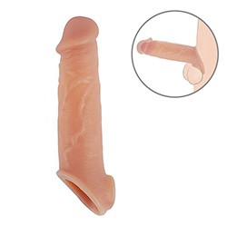 Foto do Produto Capa Peniana em Cyberskin com Anel Escrotal 21 x 4cm Bege