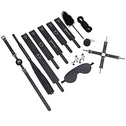 Foto do Produto Kit Bondage 9: Algema e Tornozeleira em X, Flogger, Corda, Venda, Coleira, Mordaça e Mais Preto
