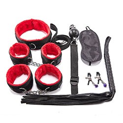 Foto do Produto Kit Bondage 7: Algema, Tornozeleira, Venda, Flogger, Mordaça, Prendedor de Mamilo, Coleira Vermelho