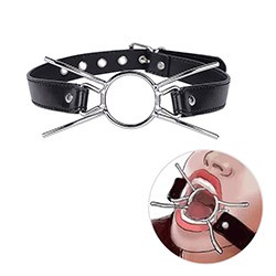 Foto do Produto Mordaça BDSM em PU (Imitação de Couro) e Aço Inoxidável com Fivela para Ajuste Preta